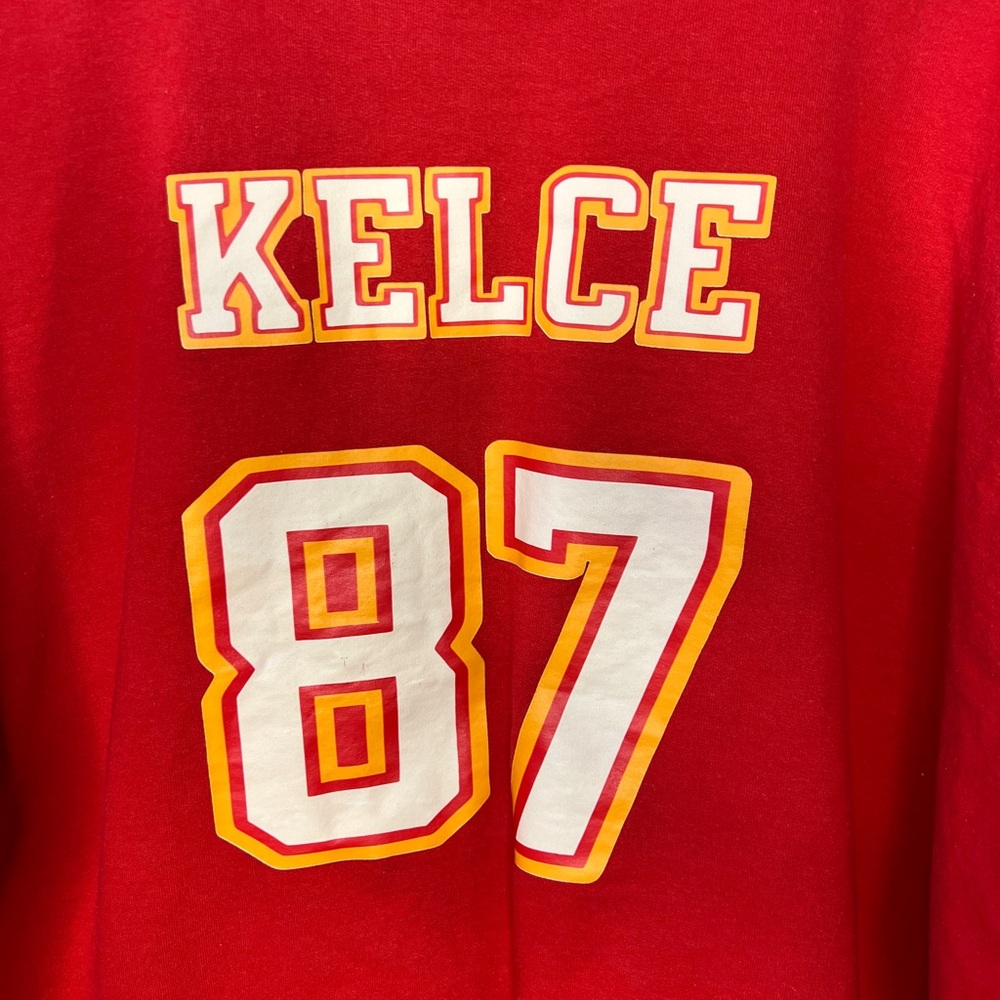 Gildan Chiefs Kelce Swift Cozy Comfy Sweatshirt Size 2X - Picture 4 of 5